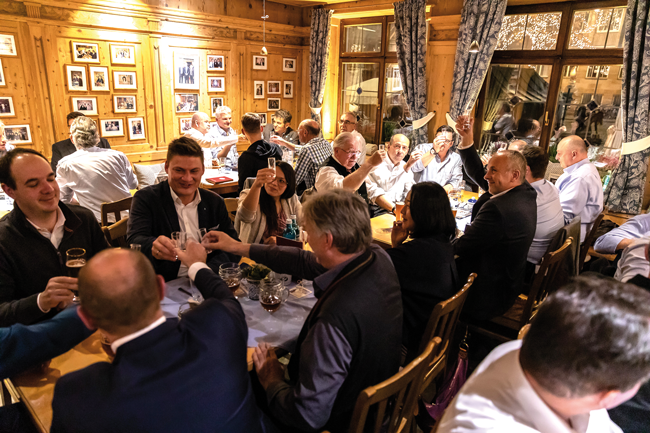 Beim gemütlichen Get Together wurden im Anschluss noch viele Kontakte geknüpft (Foto: Daniela Döhring/Konzept & Service)