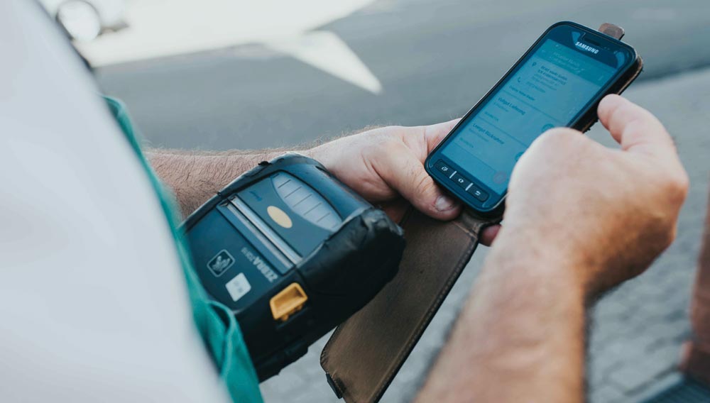 Smartphones in der digitalen Getränkelogistik