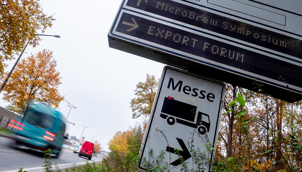 Straßenschild mit Hinweisen zum Export Forum German Beverages (Foto: Thomas Adorff)