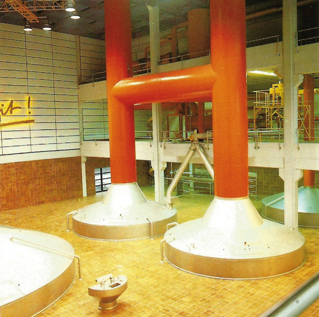 Die Landbrauereien aus der Eifel und dem Sauerland fordern in den 1970er Jahren die großen Brauereien aus den Städten heraus (Quelle: Bitburger)