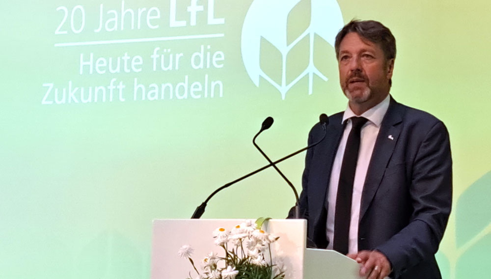 LfL-Präsident Stephan Sedlmayer bei der Begrüßung Stephan Sedlmayer