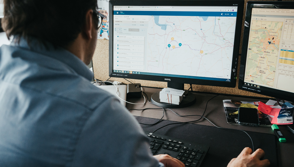 Tourenplanung am Computer (Foto: commsult AG)