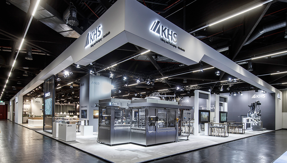 KHS legt Wert auf technische Exponate auf dem Messestand Messestand von KHS